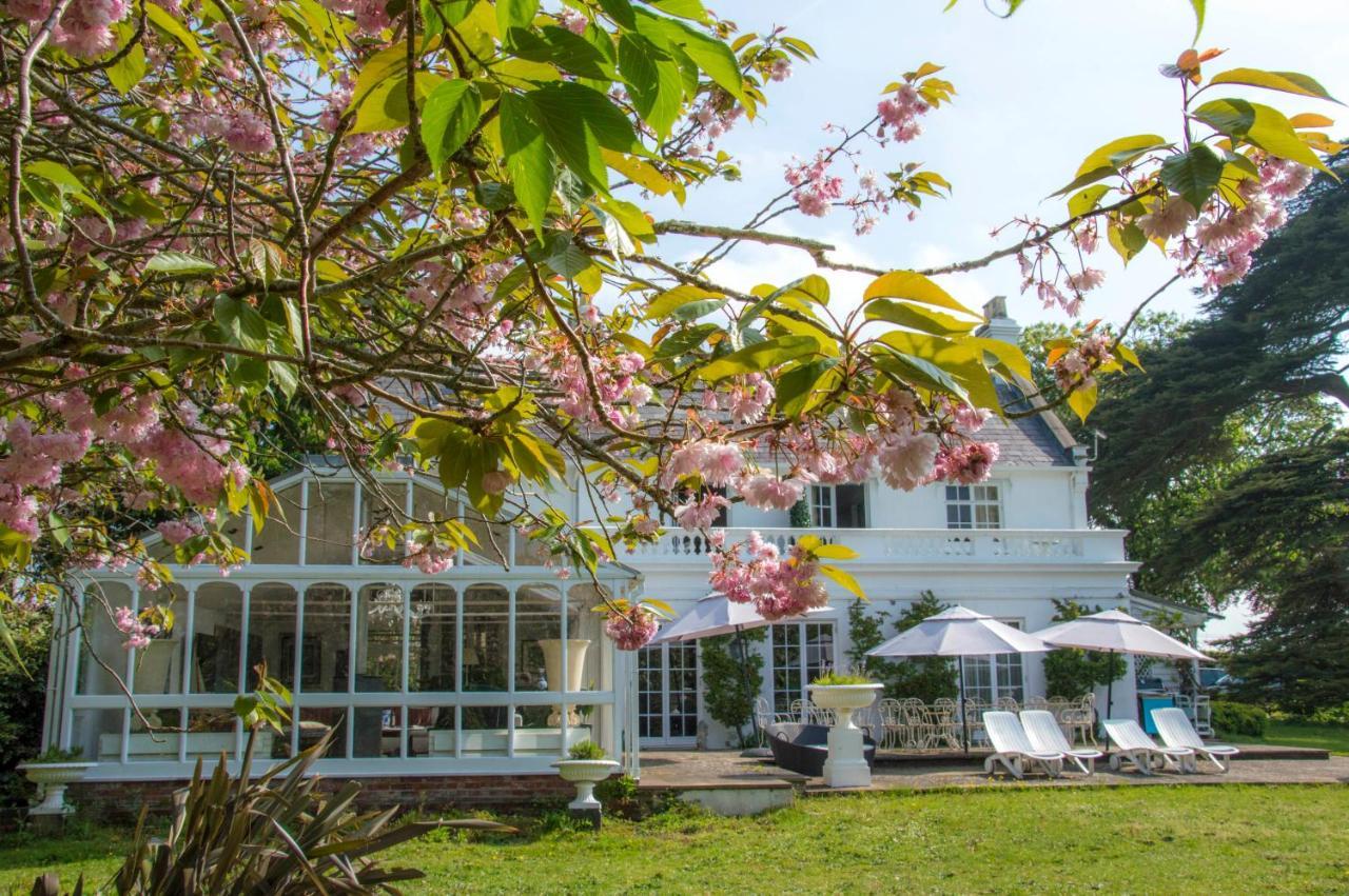 Cedar House Boutique B&B Burton  エクステリア 写真