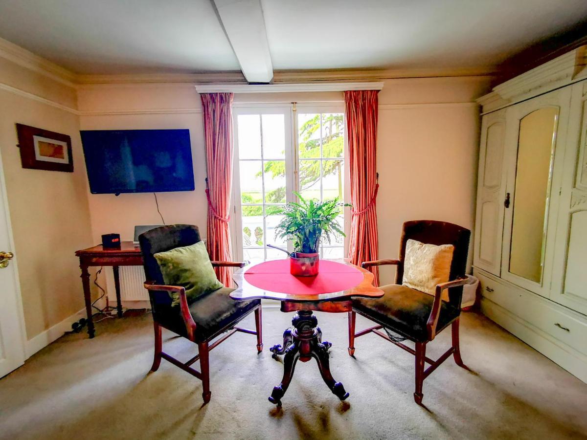 Cedar House Boutique B&B Burton  エクステリア 写真