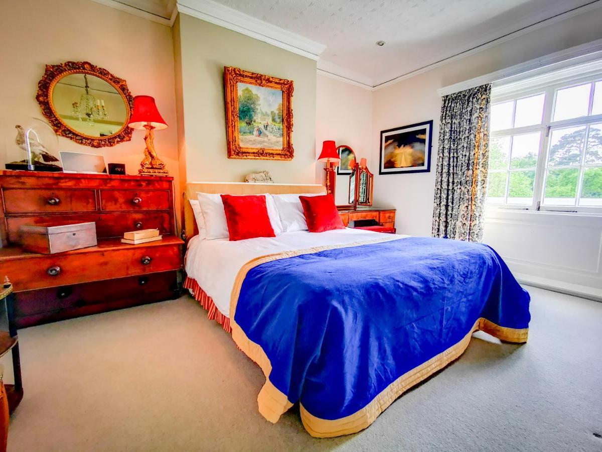 Cedar House Boutique B&B Burton  エクステリア 写真